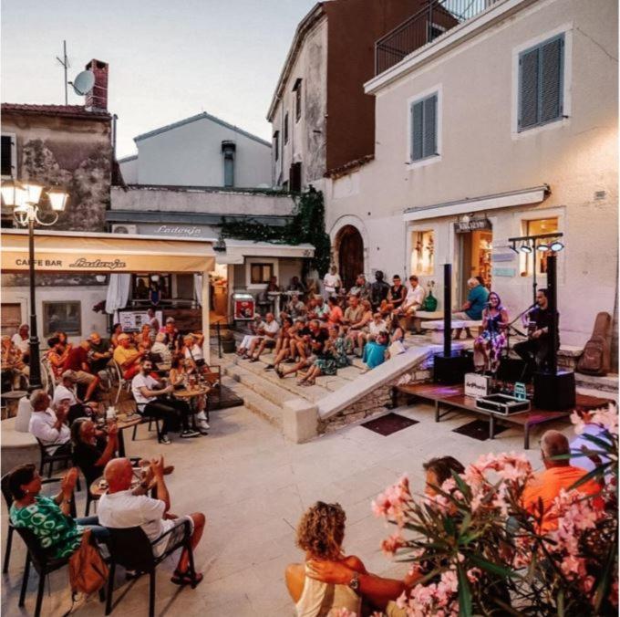 Pikarin Rooms B&B Vrsar Dış mekan fotoğraf